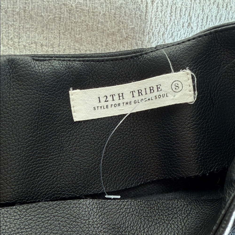 12th Tribe Black Lace-Up Leather Shorts - Picture 4 of 5